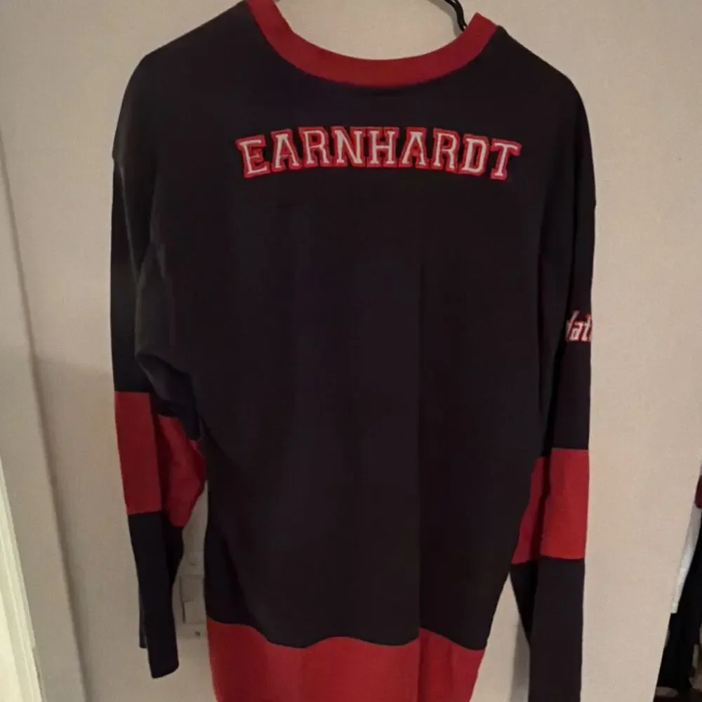 Winner's Circle Dale Earnhardt NASCAR Long Sleeve T Shirt Black Red Men’s M